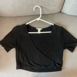 Forever 21 black crop top